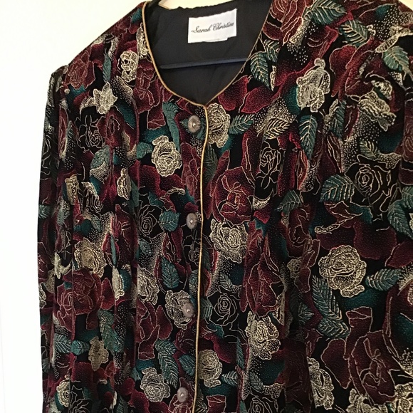 Woman’s top Plus size - Picture 3 of 6